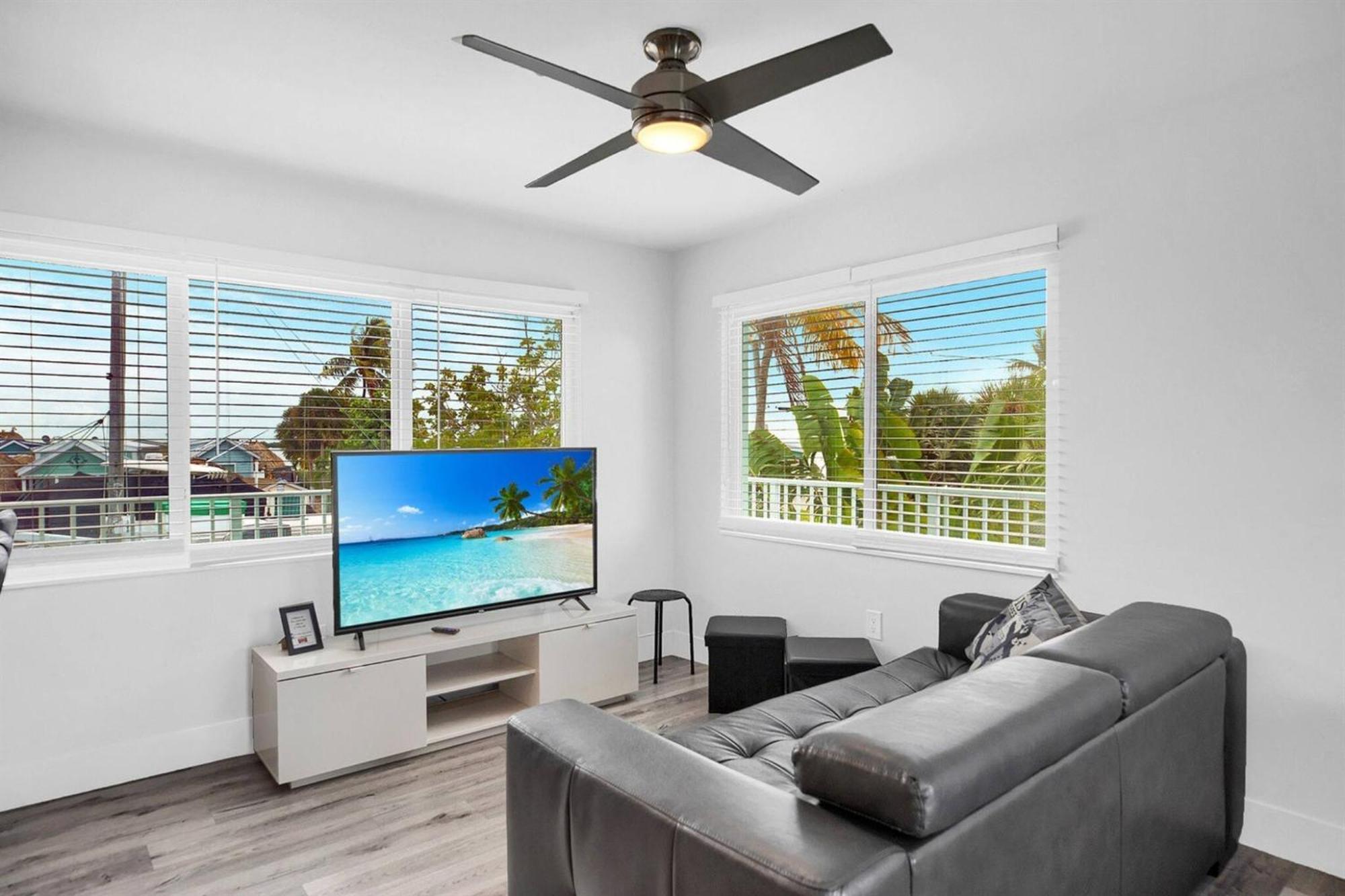 Waterfront Studio 1, Kayaks, Pool, Bay View, Wifi Jewfish Buitenkant foto