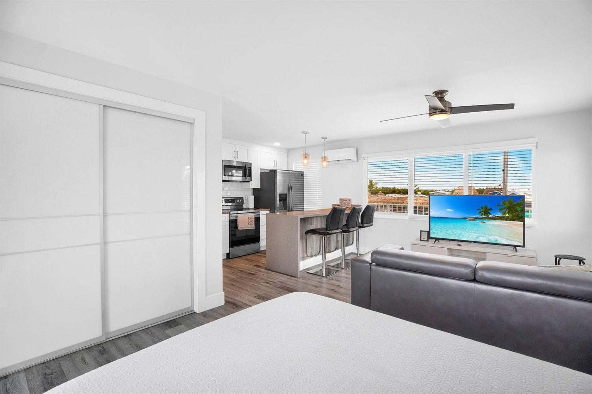 Waterfront Studio 1, Kayaks, Pool, Bay View, Wifi Jewfish Buitenkant foto